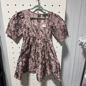 NWT En Saison Purple brocade mini dress size medium